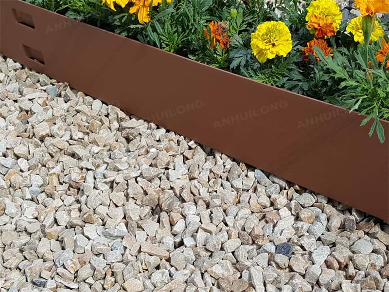 vintage style steel edging For Metal Art